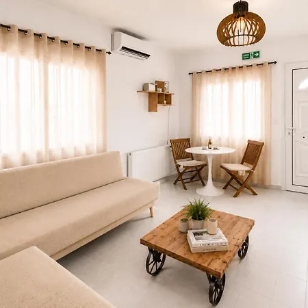 Milky House * Vrachati